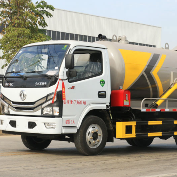 Dongfeng Dolika 4,5 м³ всасывающее транспортное средство