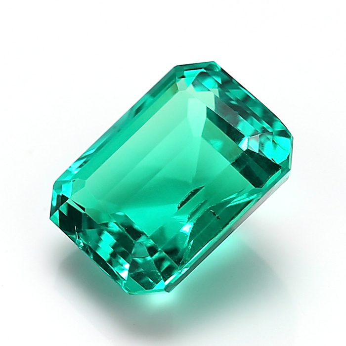 Lab Emerald Colombian Kulay Emerald Cut 8x10
