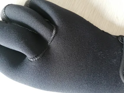 Kevlar neoprene outdoor wetsuit gloves near me