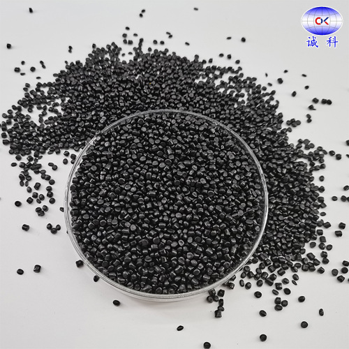Black Masterbatch 8008 para coloração plástica eficiente