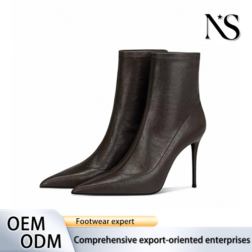 Meia de bico fino com salto agulha de couro elástico Espresso