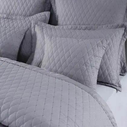 Quilting with embroidery BED SPREAD SET