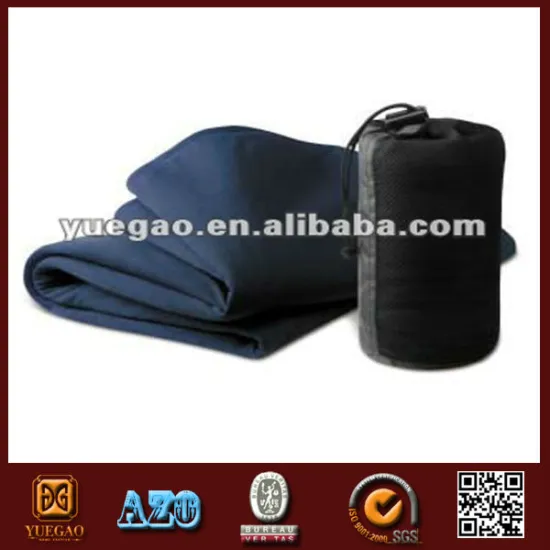 carriable picnic blanket for camping