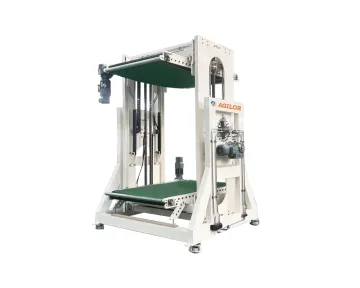 Flip transfer packaging equipment