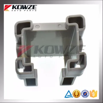 Right Headlamp Washer Collar For L200 KB4T KG4W KG6W KH4W KH6W KH8W KH9W 8264A134