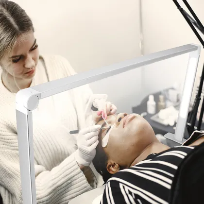 2024 New Design Superior Lash Lamp Paired With Nail Tech Desk Lamp