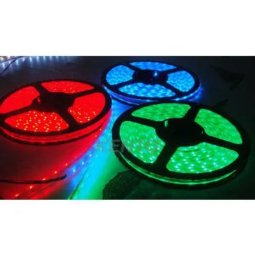 12V SMD5050 RGB Christmas string lights outside