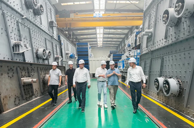 mining crushing equipment