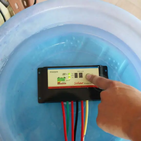 Rated Current 10A to 20A Waterproof Solar Controller