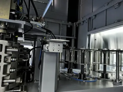 Automatic PET Bottle Combi Block: Blowing, Filling & Capping Machine