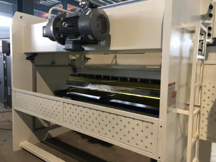 Baykal Press Brake WC67K-125T/3200 Hydraulic CNC Metal Sheet Bending Machine