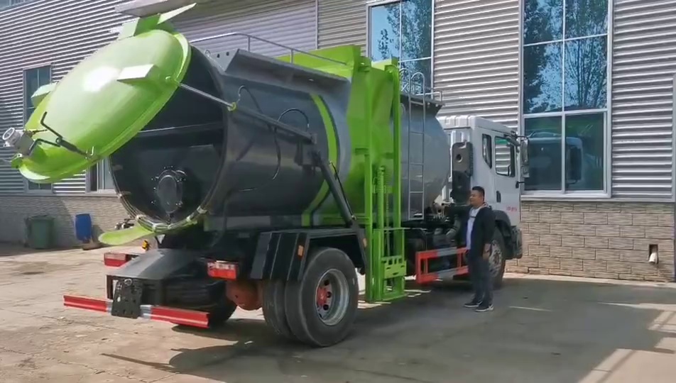 Efficient Commercial Canteen Garbage Collection and Transport Vehicle