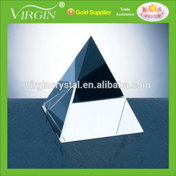Laser Engarved blank crystal glass pyramid paperweight, 3D polished pyramid model for wholesale