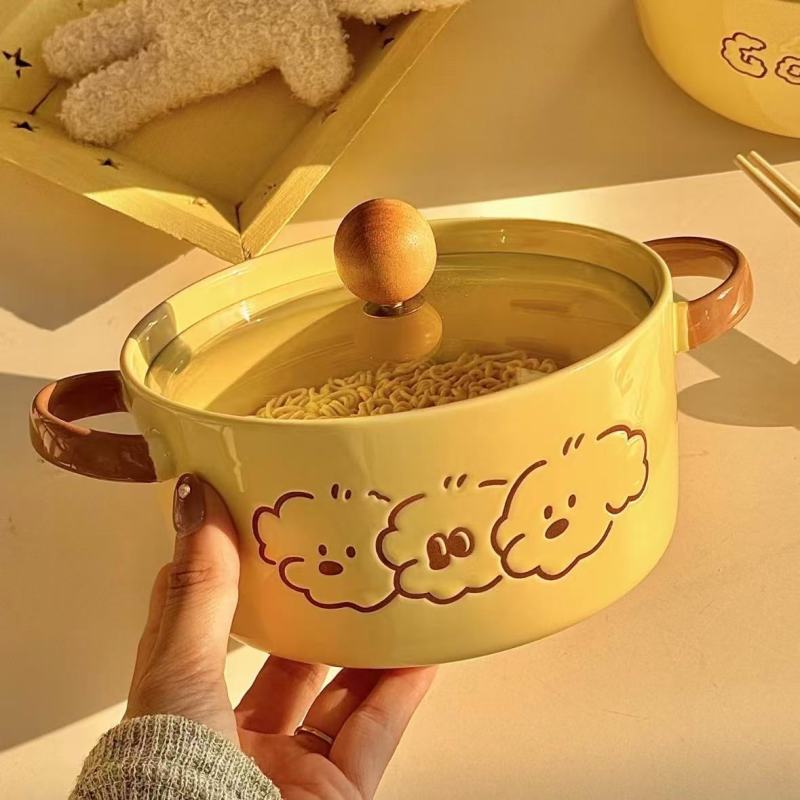 Stylish Anime-Themed Dinnerware Collection