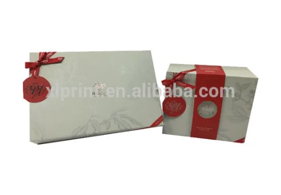 Delicate paper foldable storage box with nice ribbon