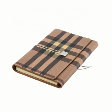 Notebook di diario A5 in pelle economica personalizzata con penna per studenti