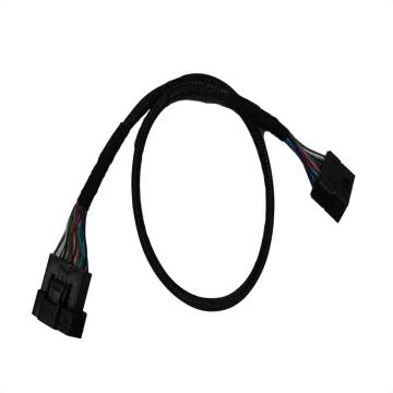 Zusammengebauter schwarzer OBD-Kabelbaum, männlich auf weiblich