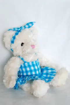The Scottish wind couples to bear a wedding gift