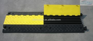 2014 new style made in china 5channels cable protector