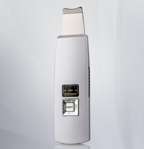 Beauty Care Rechargeable Ultrasonic Ionic Skin Scrubber