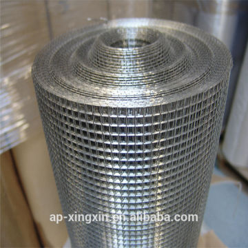 Factory wholesale price of stainless steel/ iron wire welded mesh rolls , welded wire netting (I - 035)