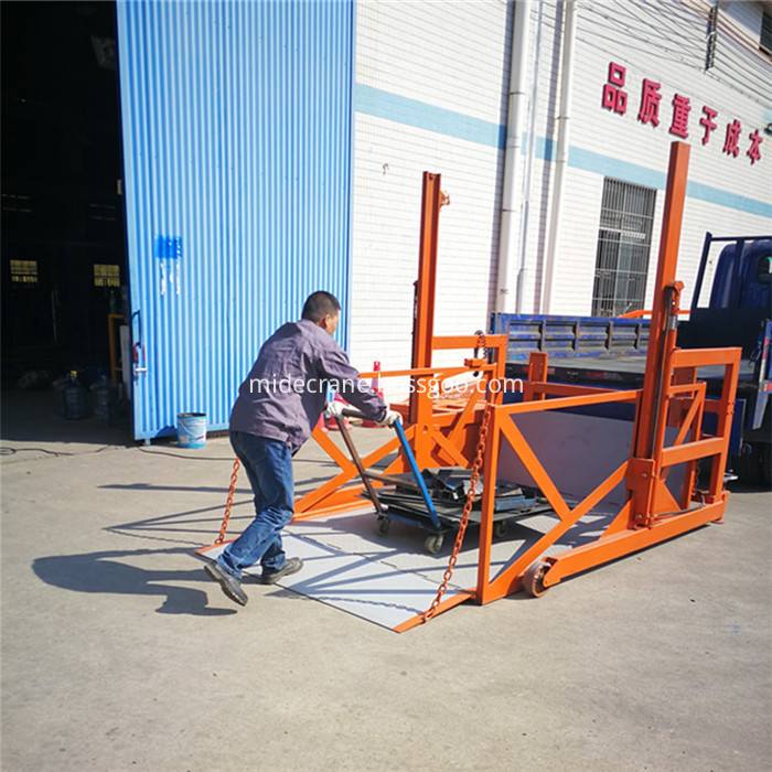 Mobile lifting platform for pallet truck