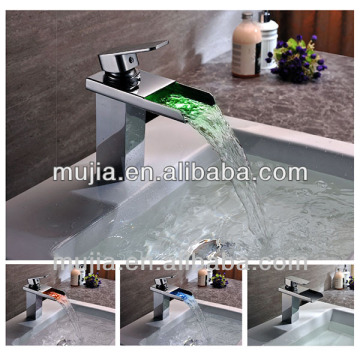 NEW Temperature Sensor 3 Color RGB Glow LED Light Water Faucet Tap