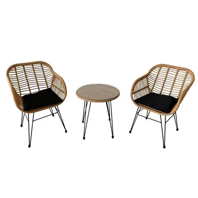 comfortable outdoor rattan chair