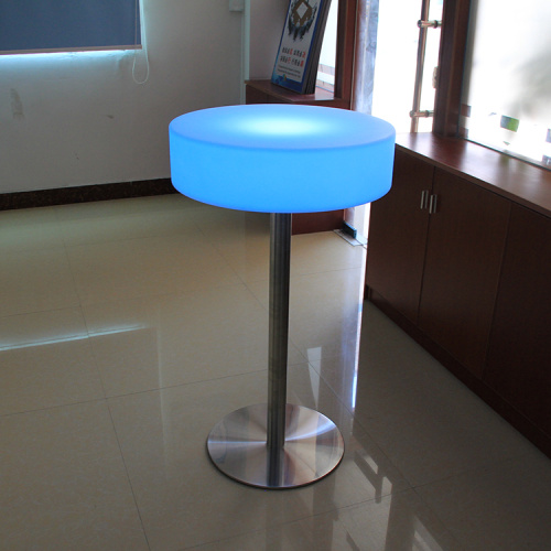 Muebles de plástico iluminado que brilla intensamente llevó la mesa redonda