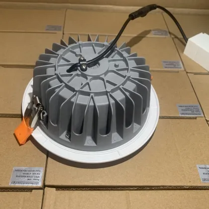 Factory Aluminum Alloy Adjustable Home Spotlight with Osram Chipset for Hotel Indoor Recessed LED Spotlights