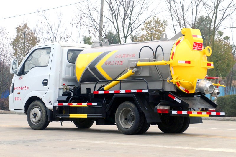 dfsewage truck (13)