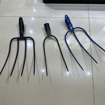 ขายส่งชาวจีนผู้ผลิตคุณภาพ 4 ส้อมสวนเหล็กส้อม