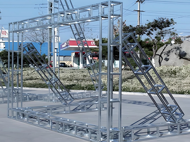 Pin-Lock Truss System for Stages