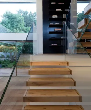MS2025 Contemporary Floating Stair with Glass Rail