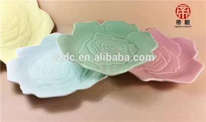 Japanese style porcelain dinnerware celadon in flower shape