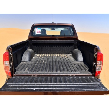 Pickup Truck double cabin 4WD 2.5 Engine