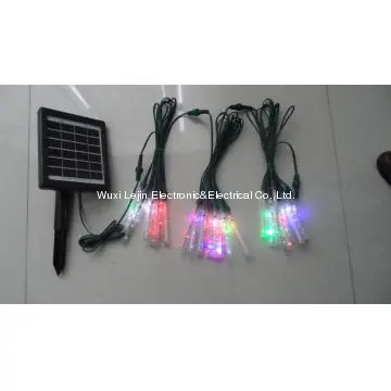 Solar power snowfall light
