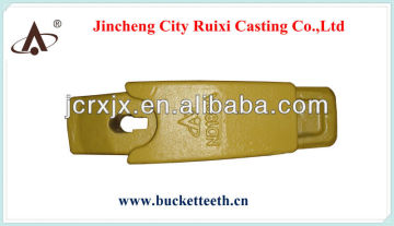 DH55 backhoe bucket adapter