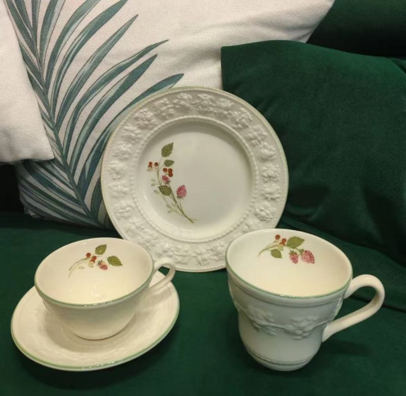 Luxury Ceramic Dishware for Fine Dining