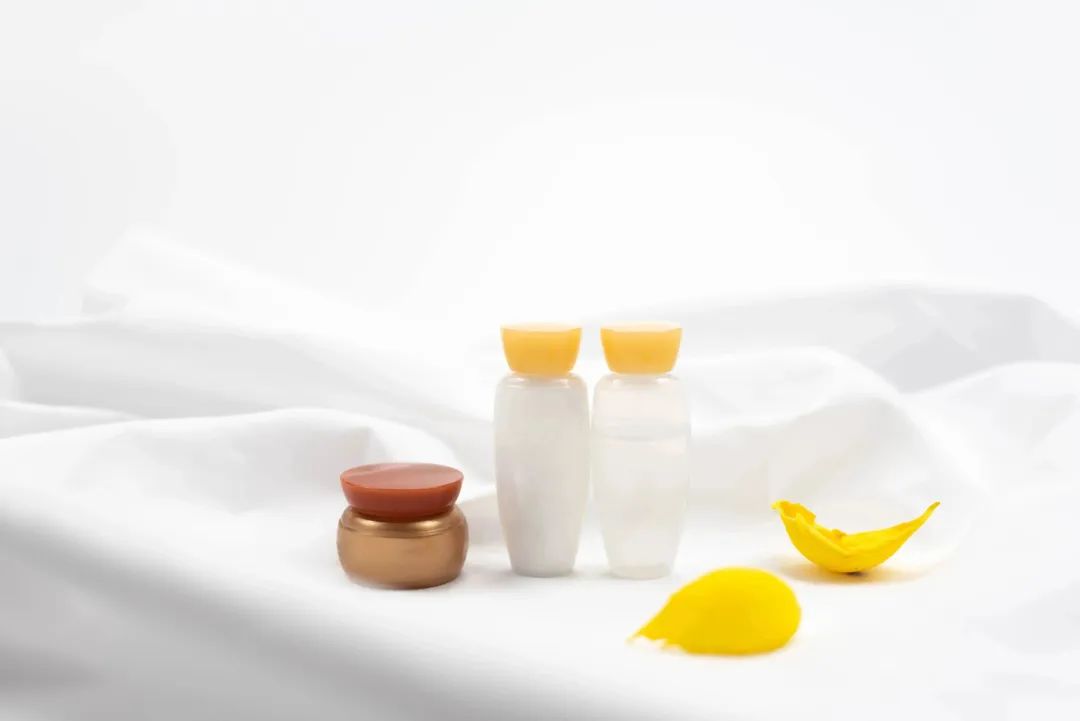 Καλλυντική πρώτη ύλη Cosmetic raw material