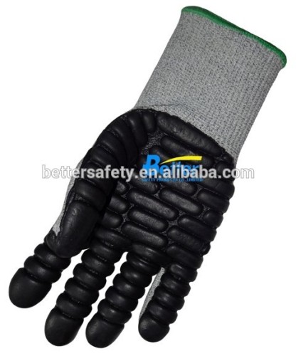 HPPE Black latex Cut resistant oil impact gloves