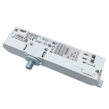 Driver LED a 3 fasi ad alta efficienza di 30 W