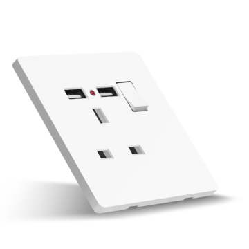 Pobite murale au Royaume-Uni avec port USB C et prise de 13 ampères