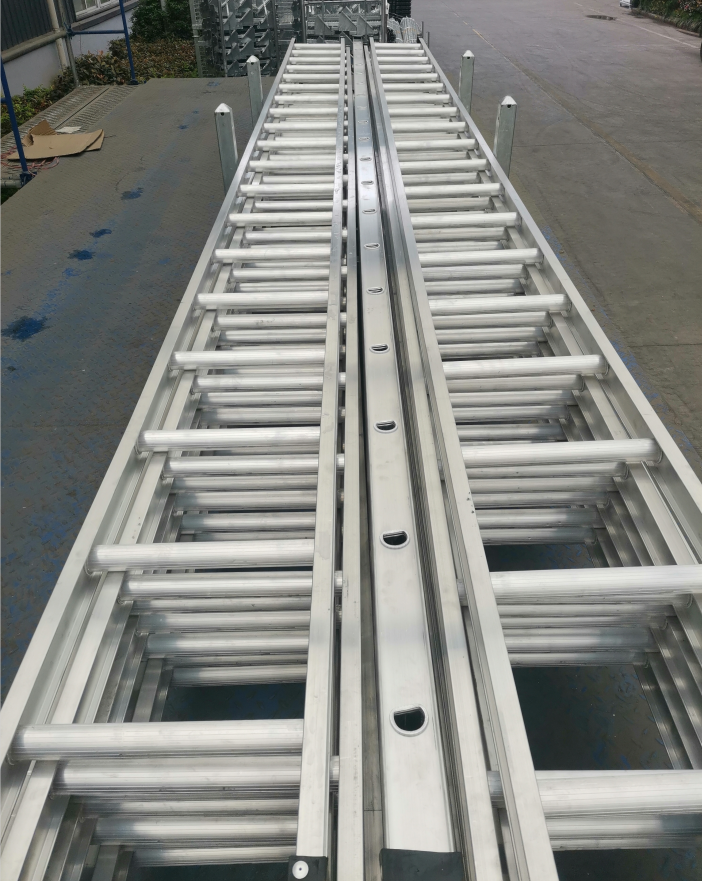 Aluminum Ladders in high quality at modest prices