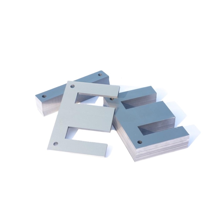 실리콘강을 사용한 단상 EI 코어 변압기