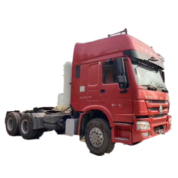 Sinotruk HOWO used CNG truck tractor 6x4