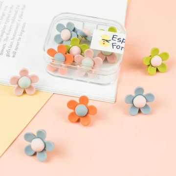 Heißer Verkauf von Sonnenblumen Push Pins für Büro und Schule