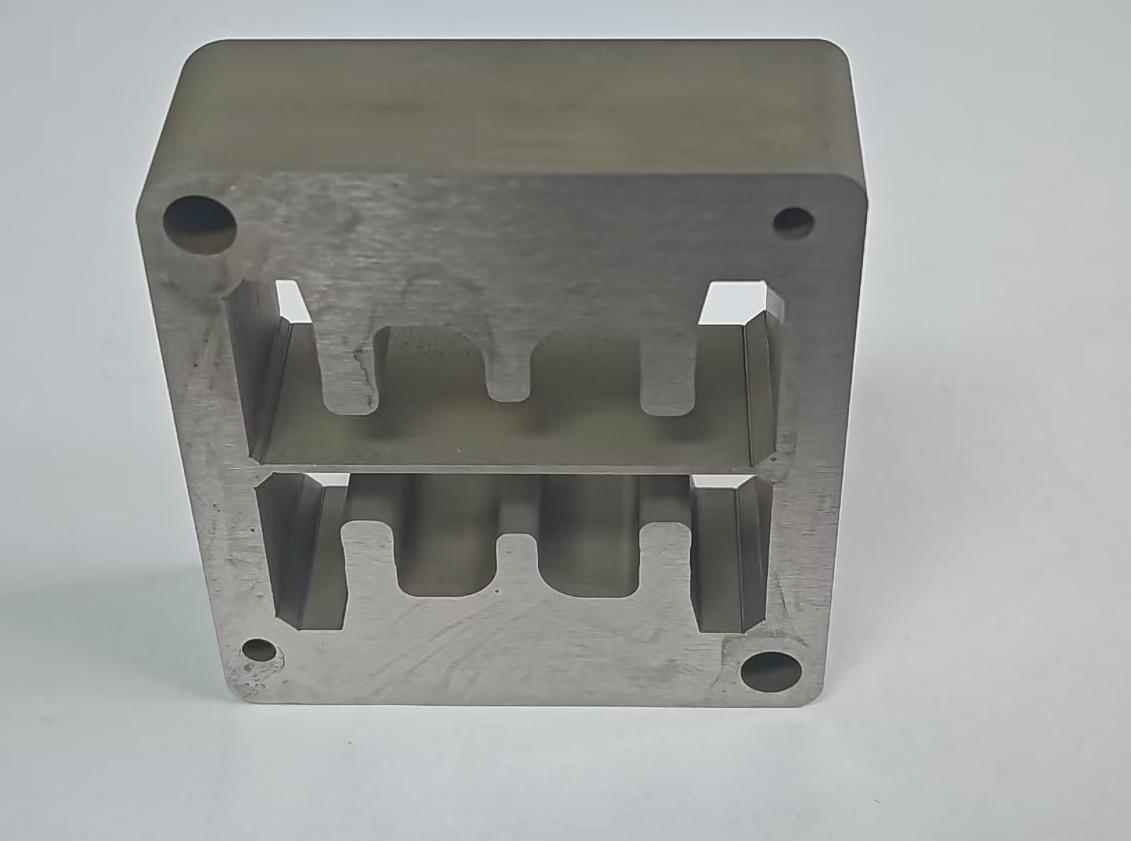 E-Slot Metal Mounting Bracket