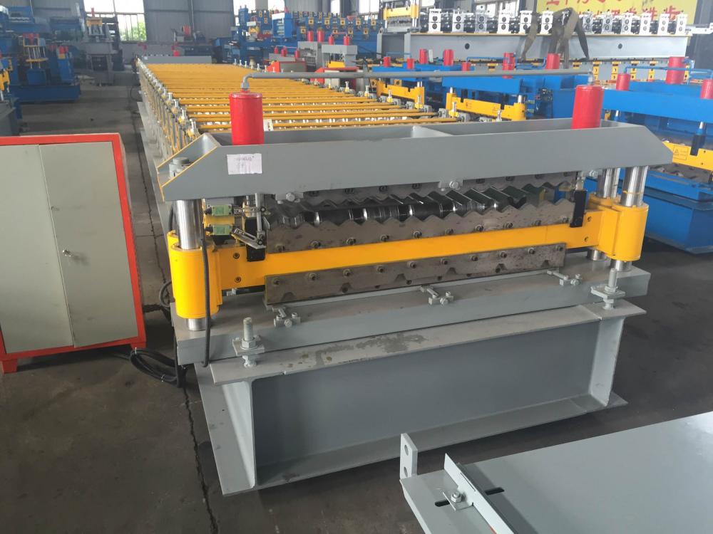 Double roof steel rolling machine