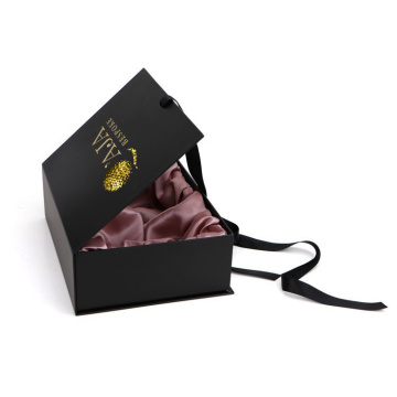 Cajas negras de cajas de regalo de chocolate con cierre de cinta
